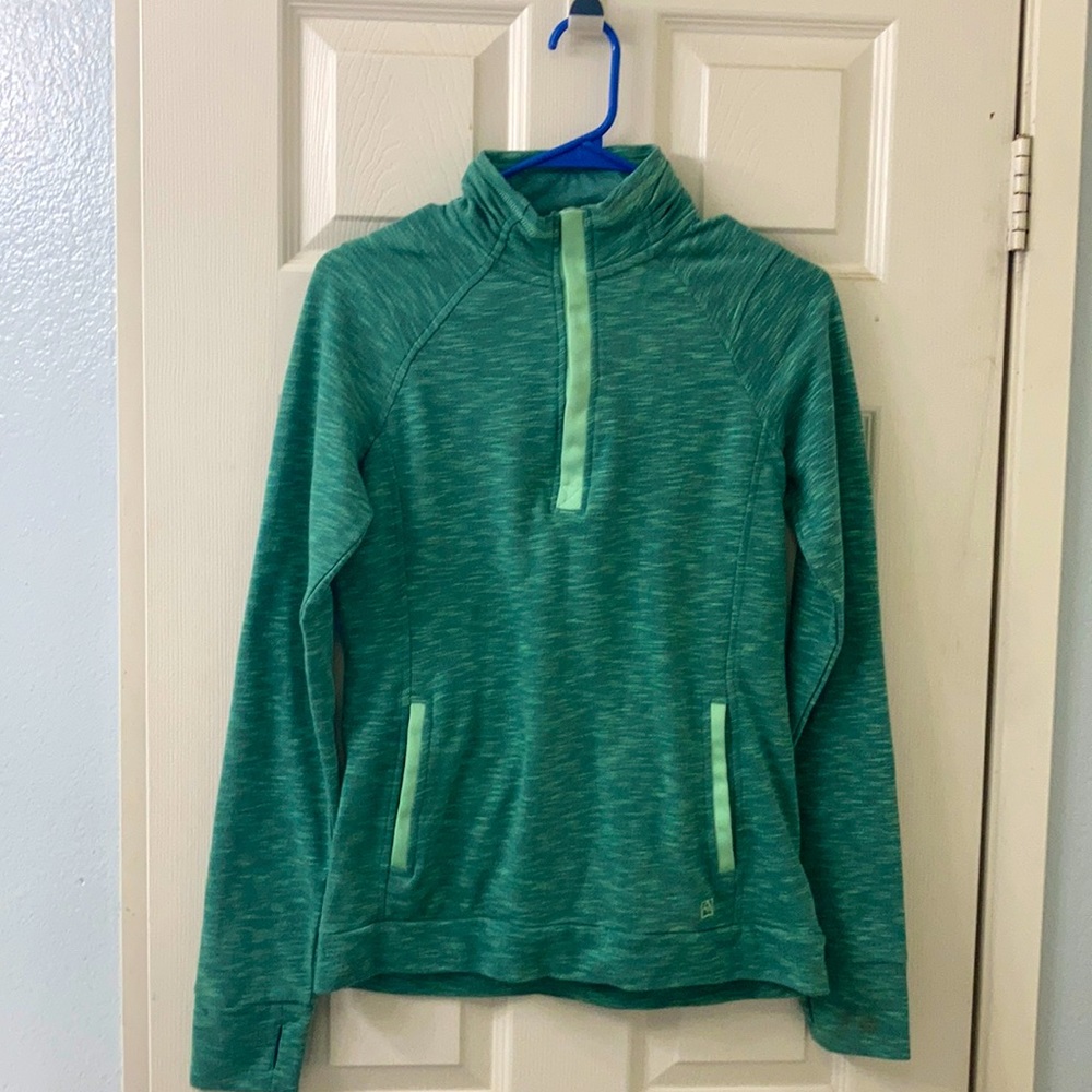 Long sleeve workout shirt